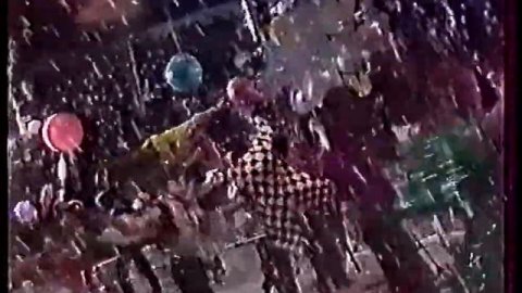 Валерий Леонтьев - “Разноцветные ярмарки” (Новогодний аттракцион - 1982)