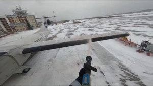 Противообледенительная обработка ВС ATR-72 двумя типами ПОЖ.