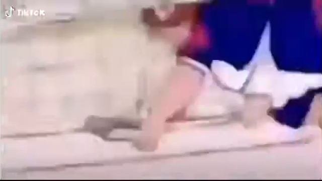 Бл*ть выходи отсуда.  Карлсон. Мем
