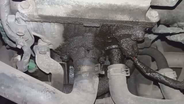 Утечка моторного масла Nissan Cube