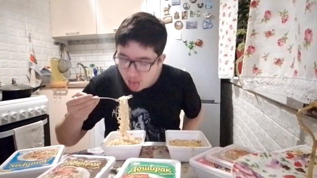 ВЫБИРАЮ ЛУЧШИЙ ДОШИРАК - Все Вкусы Доширака - ОБЗОР смотреть онлайн