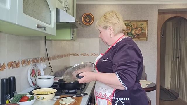 Жареная картошка с салом. смотреть онлайн