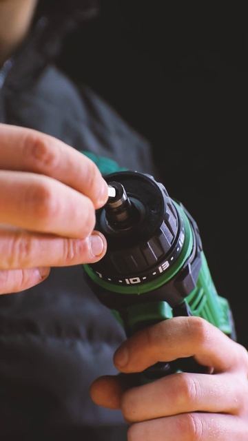 Дриль-шуруповерт мережевий D 750C | Розпаковка смотреть онлайн