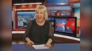 ПРИКОЛЫ С ТЕЛЕВЕДУЩИМИ В ПРЯМОМ ЭФИРЕ .