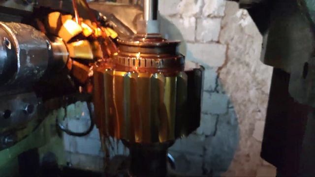 MrAnatol Rascu Как работает зубофрезерный станок#токарь #machin