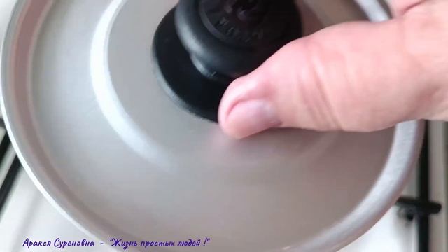 СУП-ПЮРЕ ИЗ КРАСНОЙ ЧЕЧЕВИЦЫ! ОЧЕНЬ ВКУСНЫЙ И ПОЛЕЗНЫЙ смотреть онлайн