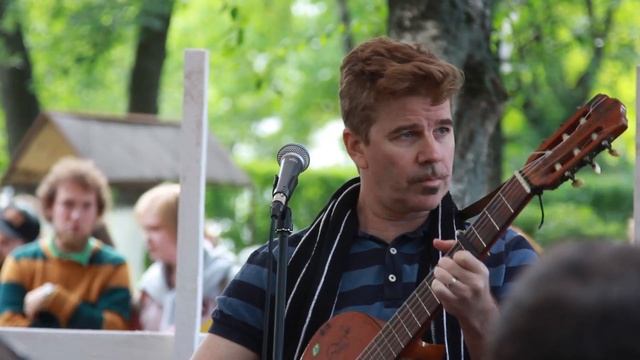 Дэвид Браун на пикнике VOICES смотреть онлайн