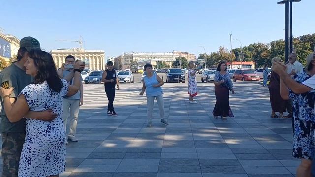 БЕЛАЯ СИРЕНЬ❤️ ТАНЦЫ❤️ ХАРЬКОВ 2024 смотреть онлайн