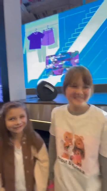 Ищем Квинку уровень:невозможно😅😂🍍#смешное #интересное #роблокс #игры смотреть онлайн