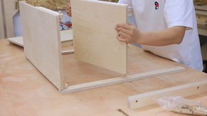 Изготовление складного, мобильного стеллажа из фанеры