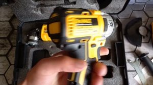 Набор инструментов DEWALT 2 в 1 аккумуляторный бесщеточны