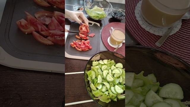 Греческий салат и будние дни приболевшей 🩷 смотреть онлайн