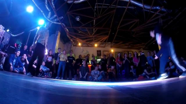 Заяви о Себе | House 1/4 | Черный vs Виталя смотреть онлайн