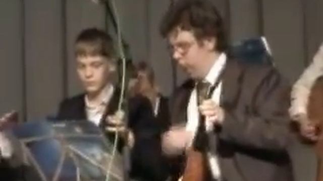 Оркестр "Музыкальный момент" - На персидском базаре (Альберт Кетельбей) смотреть онлайн