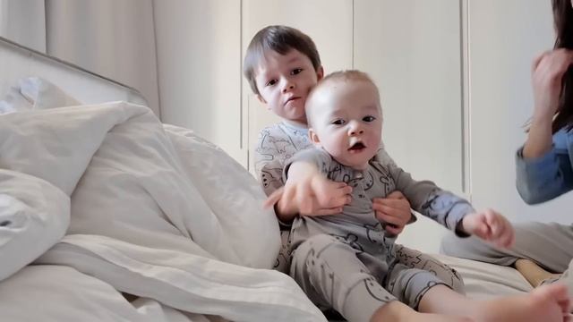 24 часа исполняем желания Мирона и Арона //празднуем 9 м? смотреть онлайн