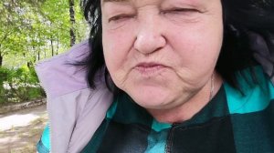21-05-2025 сижу на лавочки с бобром около дома и лалала