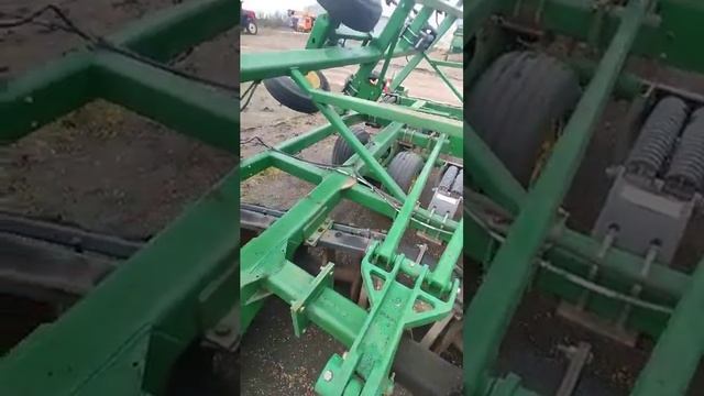 Дисколаповый глубокорыхлитель John Deere 512 7. метров.Прода