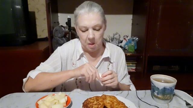 MukbangTatyanaeats #котлеты кабачков картофельные 👌💥😋 смотреть онлайн