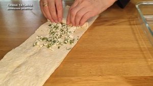 Лаваш с творогом и зеленью в духовке на завтрак