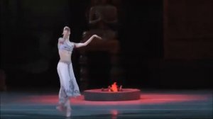 RARE Olesya Novikova Олеся Новикова (Mariinsky) as Nikiya, La Bayadere