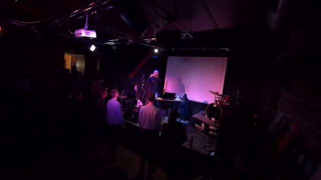 Саша Скул (2) Москва «Точка сборки» 16.04.2016 (ШИРПОТРЕБ фест) смотреть онлайн