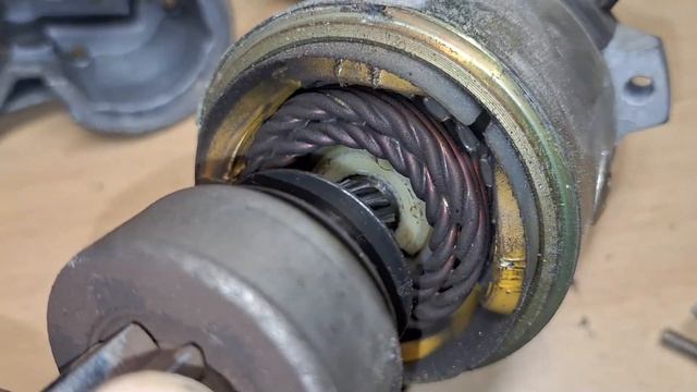 Разобрали Стартер и Нашли Причину Почему Он Не Работа? смотреть онлайн