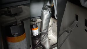 Загорелся датчик давления в шинах. Снимаем запаску на