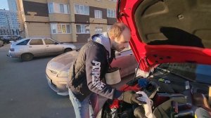 Ауди А4 В9.Замена воздушных фильтров во дворе. Техничес