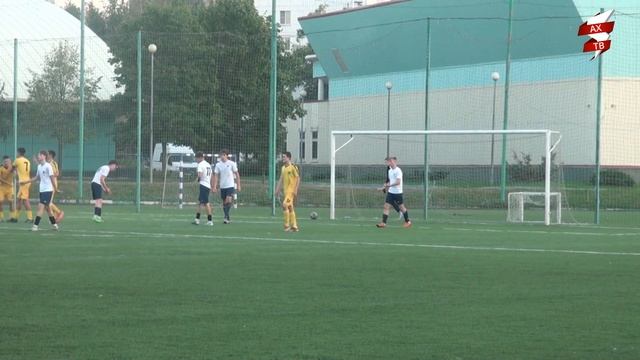 Краткий обзор встречи 15-го тура ЛПМ 2024 ФК Молния 2008 - Ф смотреть онлайн