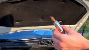 НАКОСЯЧИЛ ПРИ ЗАМЕНЕ СВЕЧЕЙ // TOYOTA CAMRY 55