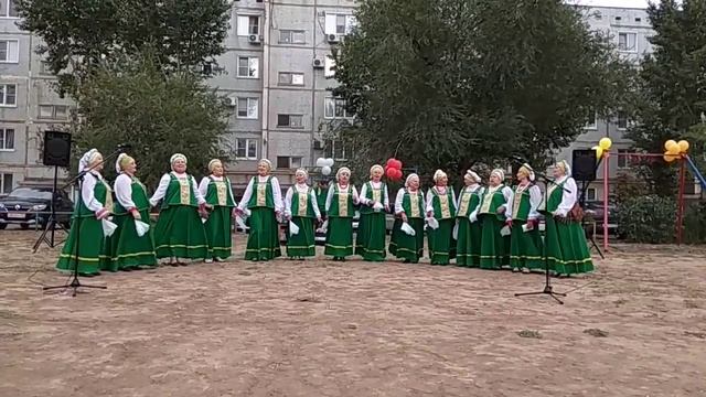 Народный ансамбль Волжаночка. Песня Завалинка