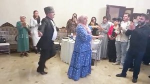 Танец стариков - это так красиво. Чеченский танец