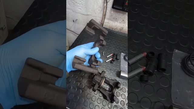 Тормозные дела 😁 BMW f30 320 dX восстановление тормозной с? смотреть онлайн