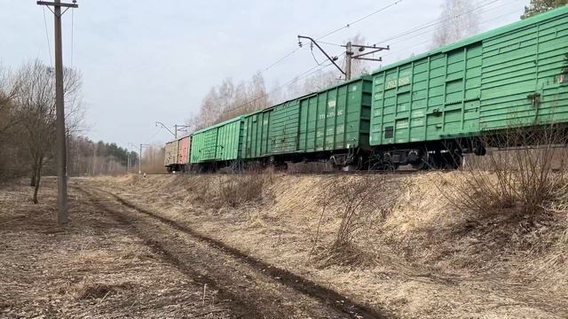 ЧМЭ3т-6373 С крытыми вагонами. смотреть онлайн