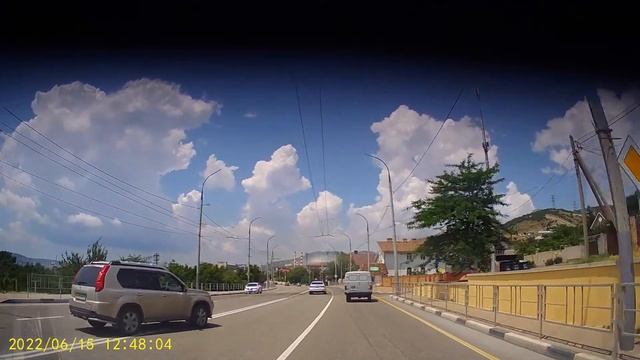 Новороссийск. Нарушение ПДД 2022-06-15_12-48-00 смотреть онлайн