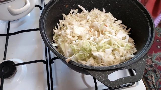 Доступный и Вкусный Рецепт! Тушеная капуста с мясом и ? смотреть онлайн