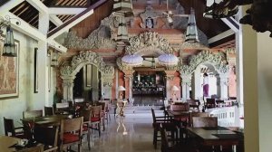 отель в джунглях на Бали