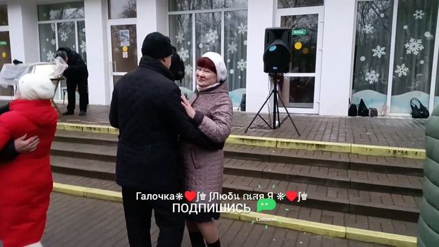 ГЛЯЖУСЬ В ТЕБЯ, КАК В ЗЕРКАЛО... ДО ГОЛОВОКРУЖЕНИЯ...ТАН? смотреть онлайн