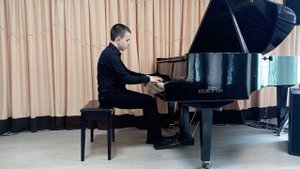 Дж. Конконе "Танец ведьм", исп. Варчик Никита, 13 лет.