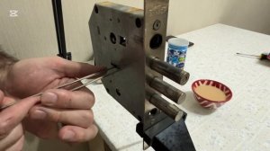 (53). Вскрытие Эльбор Базальт.