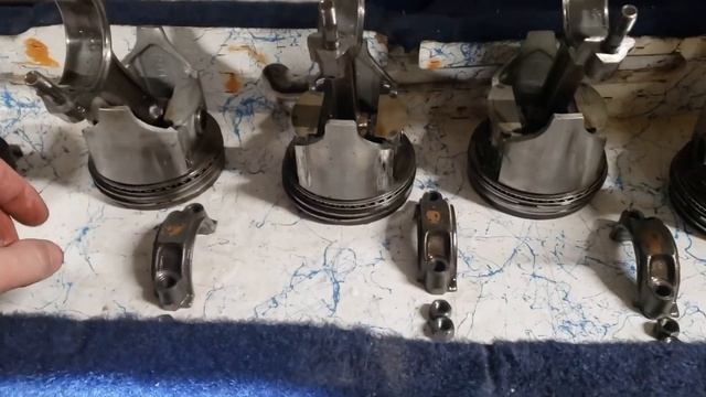 ремонт мотора на катере (снимаем поршня и коленвал) смотреть онлайн