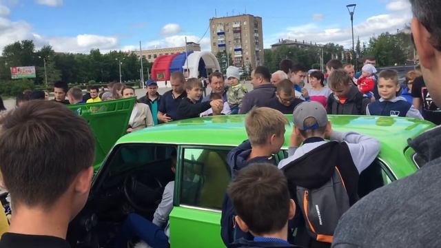 #турбовагон ВАЗ 2102 качает толпу смотреть онлайн