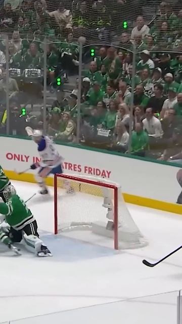 McDavid is a CHEAT CODE ♂️