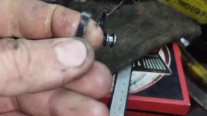 Течёт масло с трубки подачи на турбину в двигателе vito 6