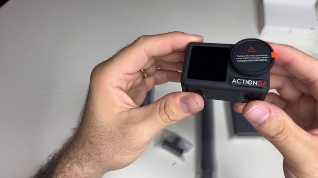 DJI ACTION 5 PRO распаковка ADVENTURE COMBO KIT смотреть онлайн