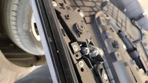 Как снять дверную карту Geely Emgrand x7 2020 год (Джили Эмгранд