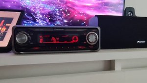 Pioneer DEH-P5800MP с установленным Bluetooth модулем.