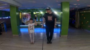 Танцы для детей: Простые и весёлые движения!