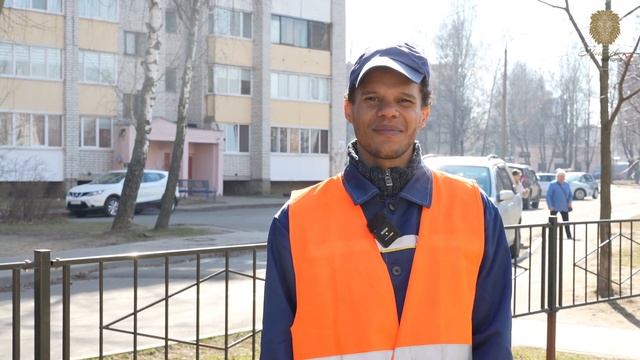 Исмаил Сума – дворник с чистой душой и лучезарной улы? смотреть онлайн