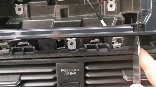 Установка мультимедиа Teyes CC3 2k на Jetta 7. смотреть онлайн